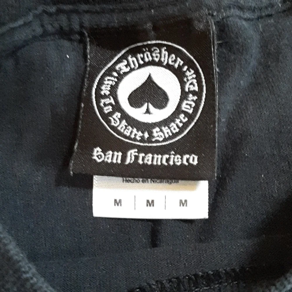 Thrasher Skateboard T-Shirt Size Med - Picture 3 of 3